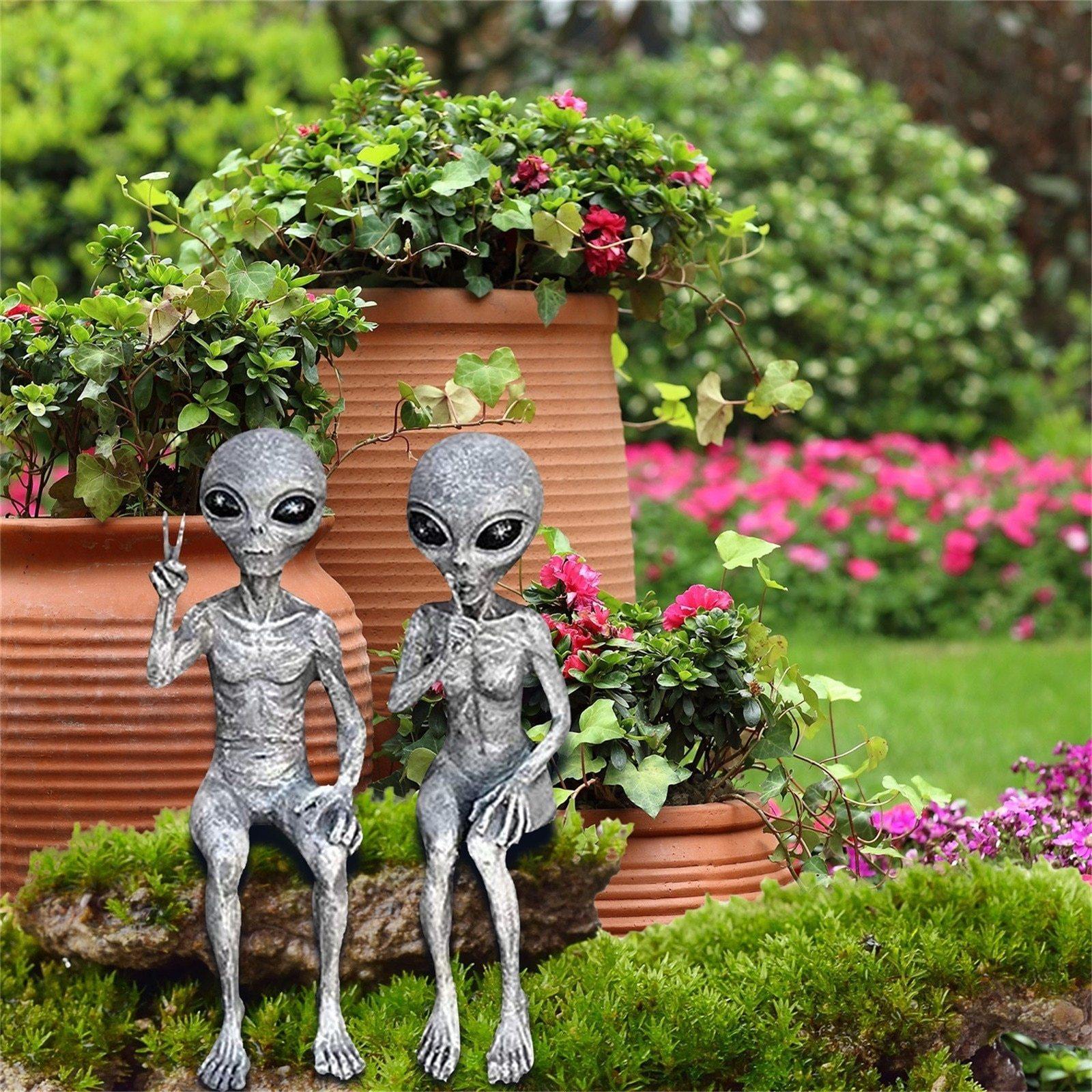 Garden Mini Alien Resin Statue-xinru