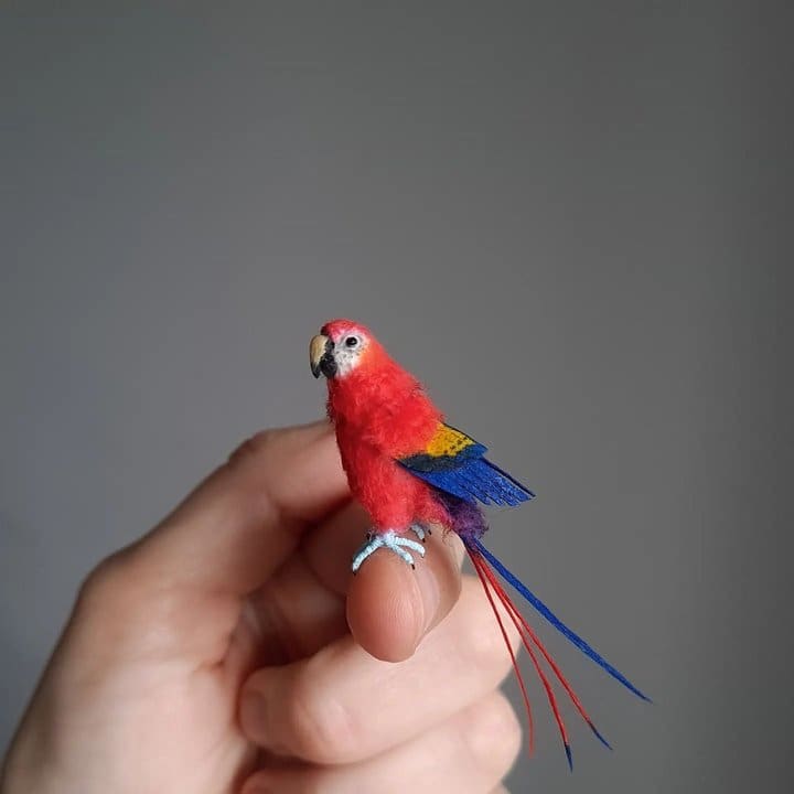 Crocheted Miniature Bird Garden Ornament Desktop Decor-xinru