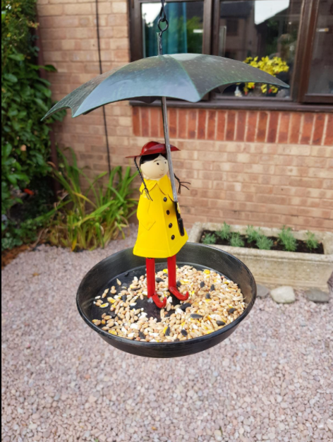 Bird Feeder Metal Hanging Chain Girl And Umbrella Bird Feeder For Wild Birds-xinru