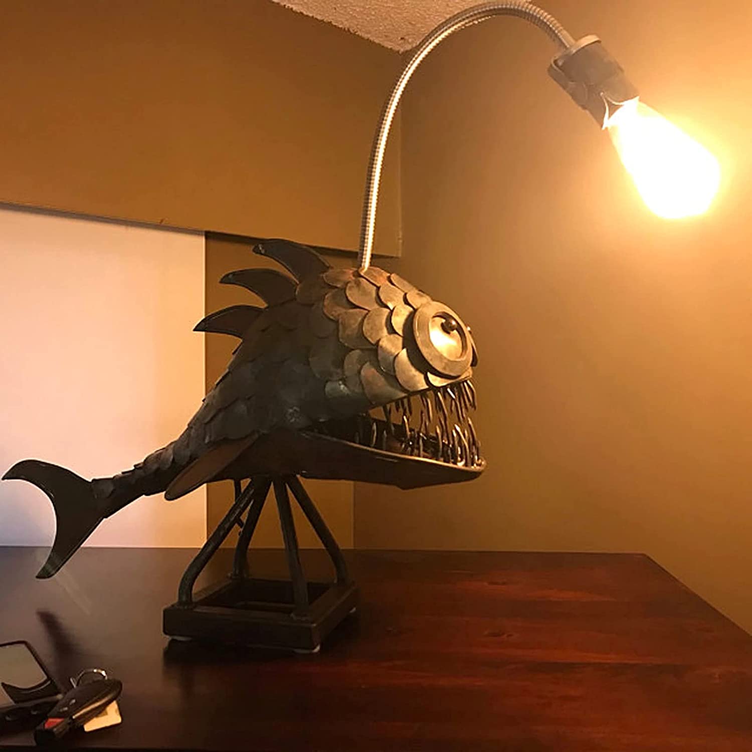 Artistic Angler Fish Retro Table Lamp Fish Light Flexible Lamp Head Table-xinru