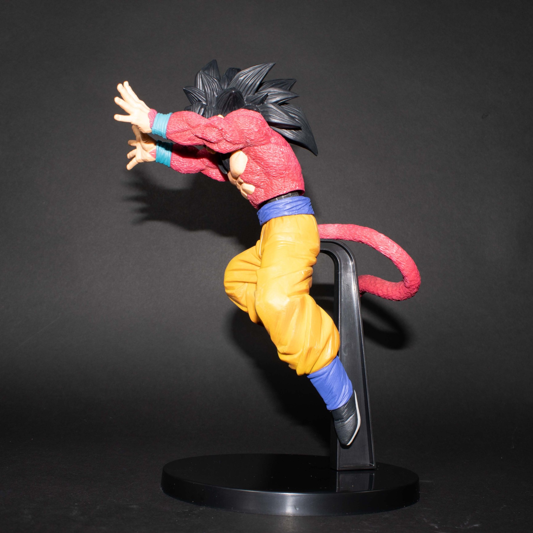 Dragon Ball Super Son Goku FES V15 SS4 Son Goku Figure-xinru