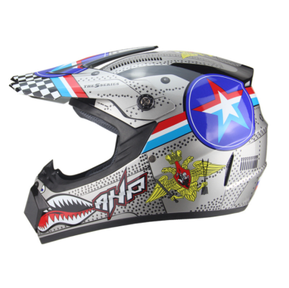Light off-road beach helmet-xinru shop