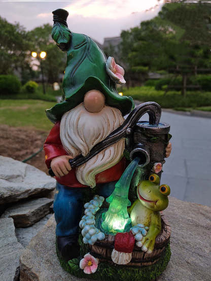 Solar Resin Dwarf Garden Ornament Waterproof Decorative Light-xinru