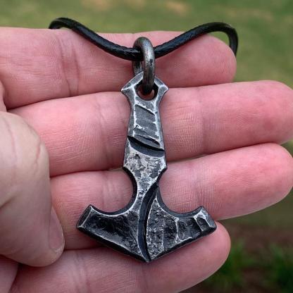 Hand Forged Mjolnir Pendant-xinru shop