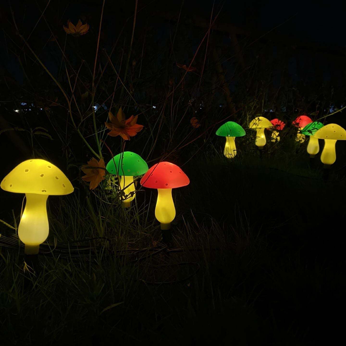 Solar Waterproof Mushroom Shaped String Lights Lawn Decorative-xinru