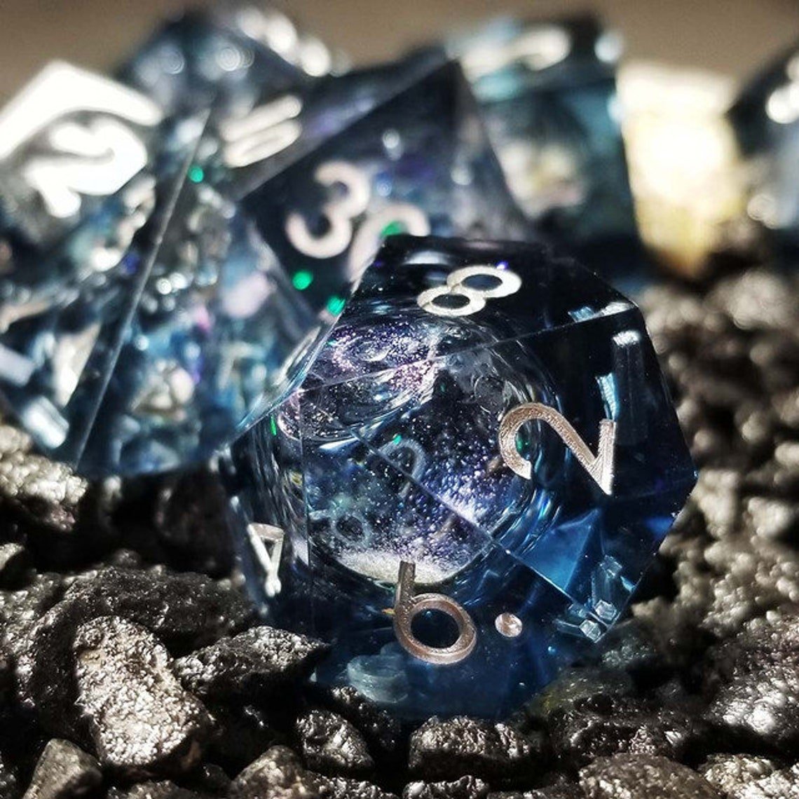 Winter Souls Liquid Core Sharp Edge Resin Polyhedral Dice Set-xinru