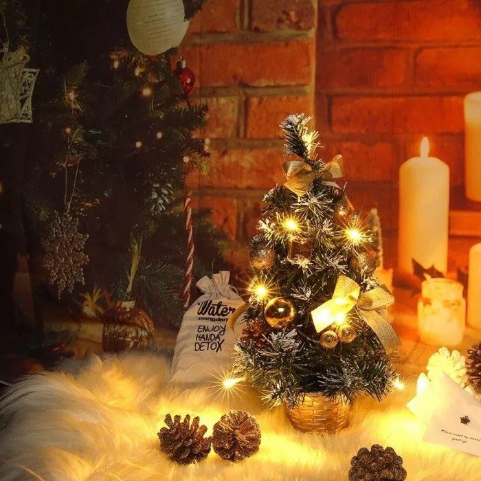 Small Prelit Artificial Tabletop Christmas Tree With Lights-xinru shop