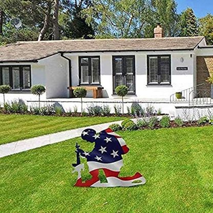 Kneeling Soldier Weathered Flag Art Independence Day Decoration-xinru