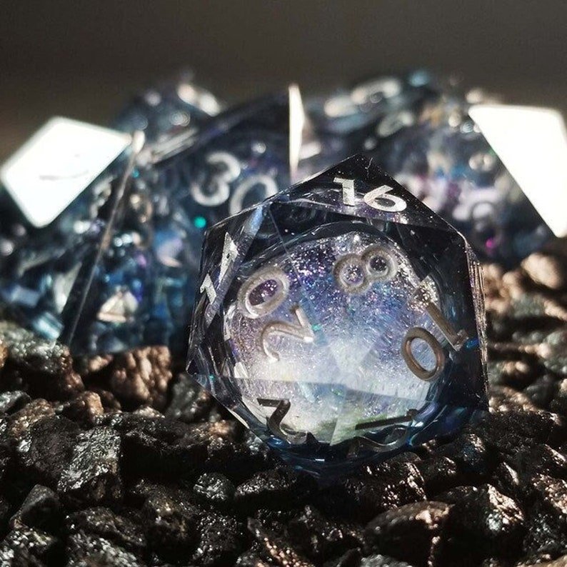 Winter Souls Liquid Core Sharp Edge Resin Polyhedral Dice Set-xinru