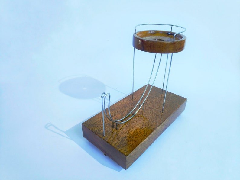 Kinetic Art-Perpetual Motion Machine-xinru