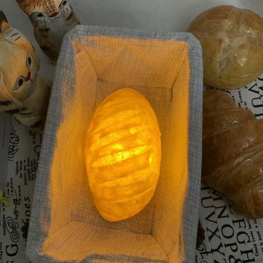 Creative Realistic Bread Shape LED Lamp-xinru