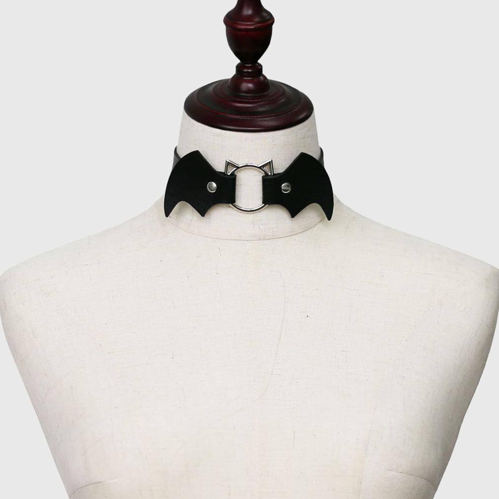 Women Heart Rivet Bat Wings Black Leather Choker Collar Necklace Party-xinru