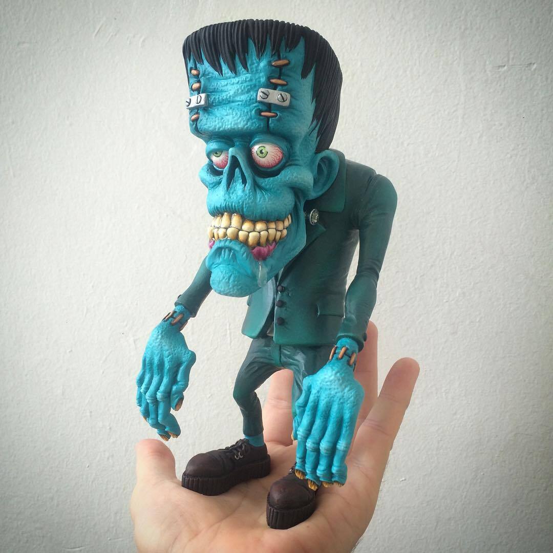 Scary Monster Statue Angry Big Mouth-xinru