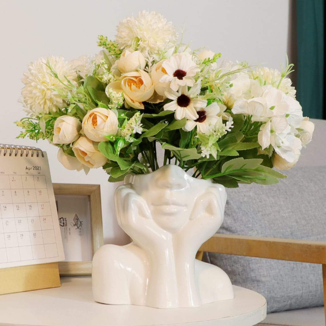 Hands on Cheeks Face Vase-xinru shop