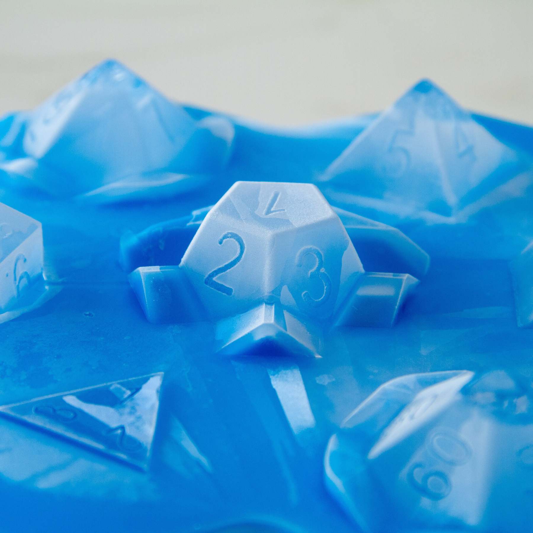 Dice Shape Ice Cube Tray DND Dice Ice Cube Mold-xinru