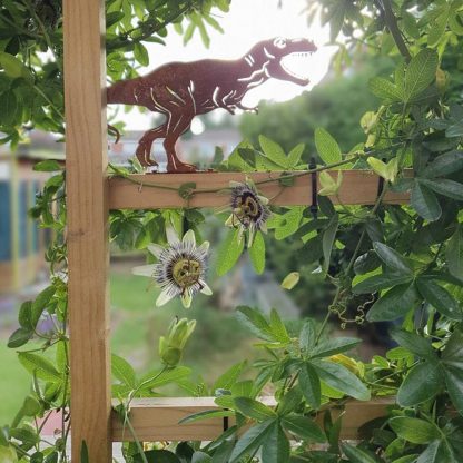 Garden Decoration Dinosaur Ornaments Indoor and Outdoor Metal T-Rex Ornament-xinru