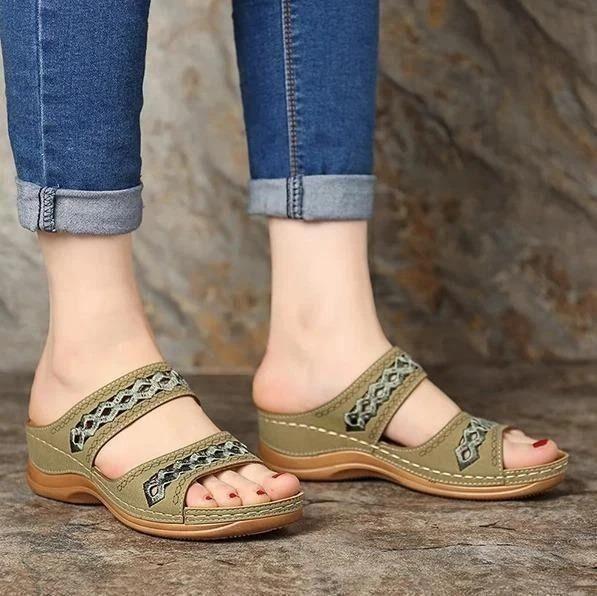 Premium Faux Leather Embroidery Women Slip-on Sandals Open Toe-xinru