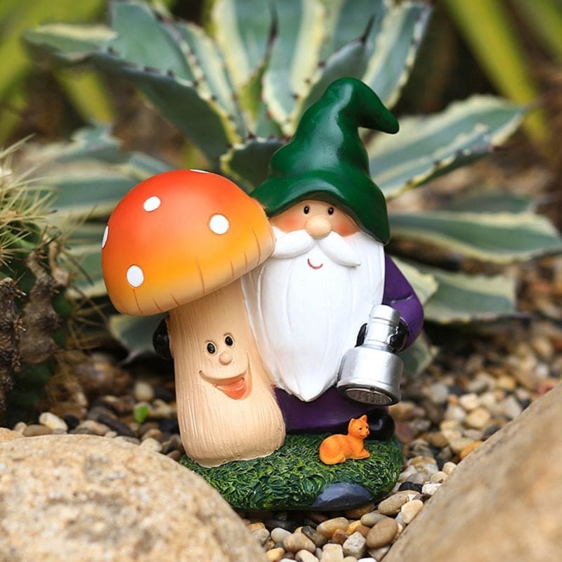 Garden Gnome Statue Holding Mushroom Statue Built-In Solar Lamp-xinru