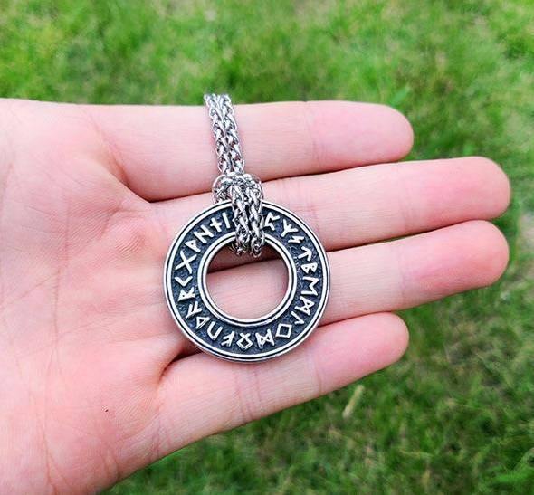 Viking Elder Futhark Runic Circle Rune Alphabet Wheel Pendant Necklace Jewelry-xinru