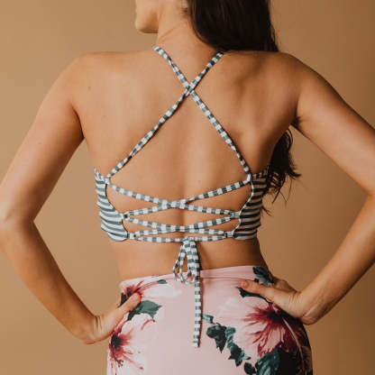 Darling Stripe Switchback Swim Crop Swimwear-xinru shop