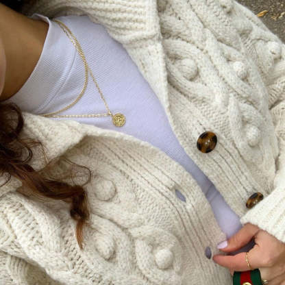 Delicate and Elegant Vintage Gold Pendant Necklace-xinru