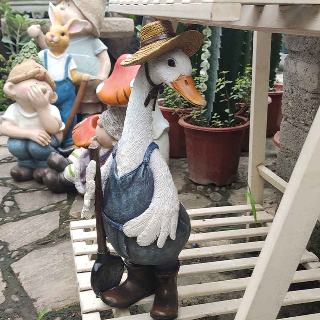 Garden Decorations Cute Resin Duck Outdoor Statue Simulation Ornaments-xinru