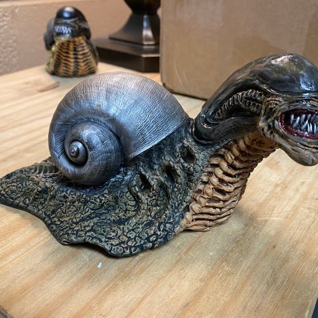 Alien Snail Statue Figure Statues Model Doll Collection Birthday Gifts-xinru