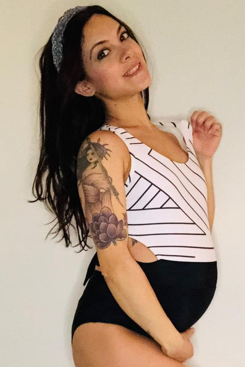 White Striped One-Piece Swimsuit-xinru shop