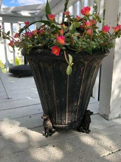 Potty Feet Labrador Dog Figures Planter Riser-xinru
