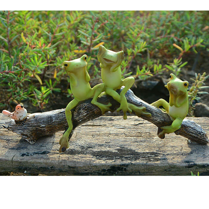 Cute Rural Cartoon Frog Resin Figurine Garden Ornament-xinru