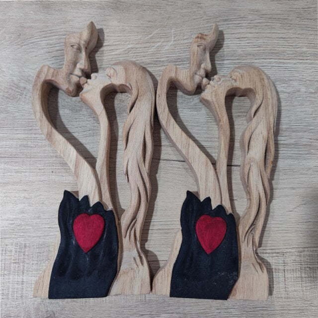 Wooden Love Eternal Romantic Couple Statue-xinru