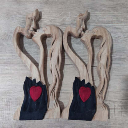 Wooden Love Eternal Romantic Couple Statue-xinru