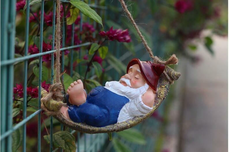 Funny Garden Gnomes Outdoor Hanging Statue Hammock Gnome-xinru