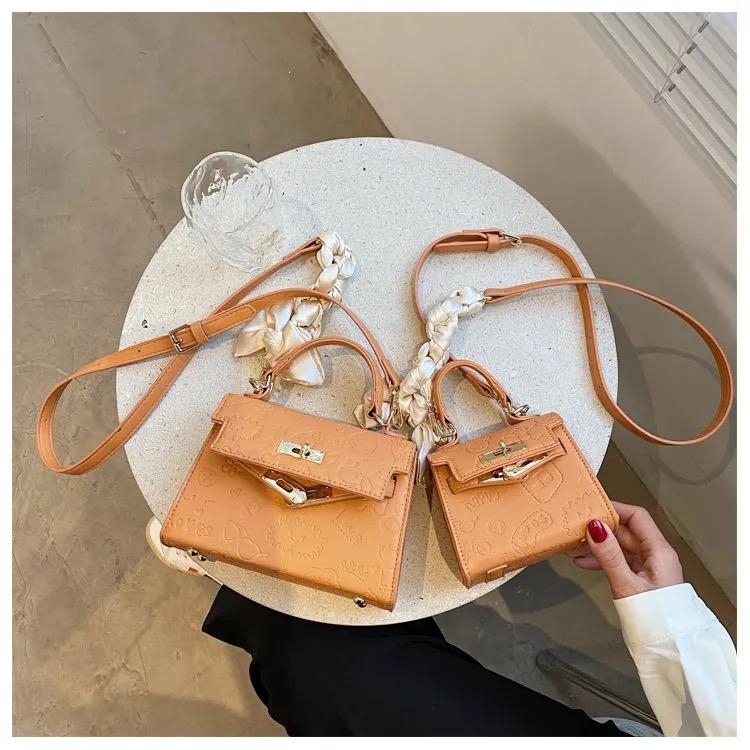 人気のショルダーバッグメッセンジャーバッグ-xinru shop