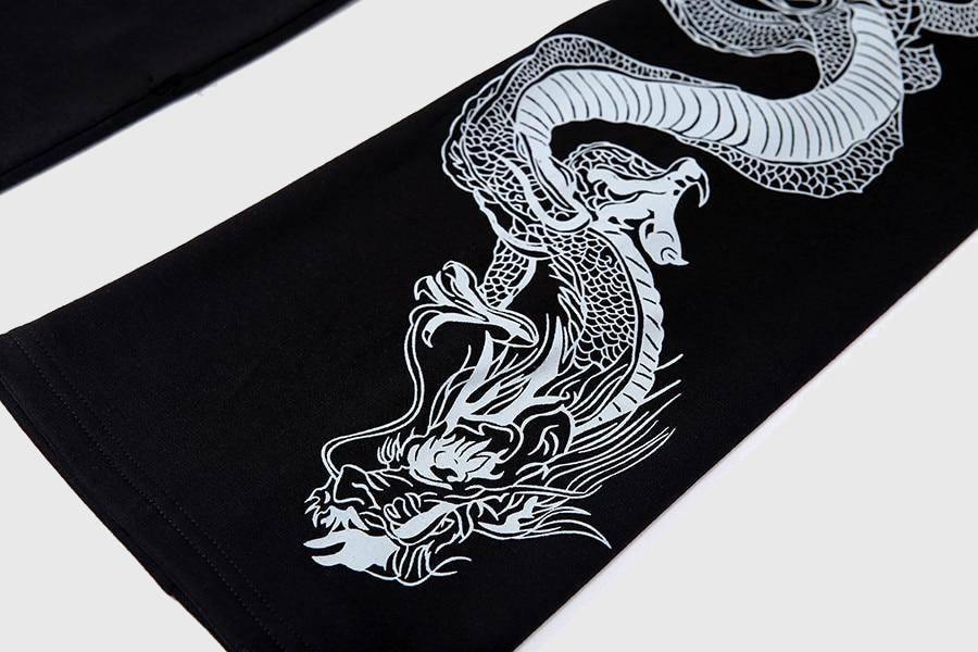 Women Midriff-baring Sweatershirt Dragon Print Sleeve Crop Tops With Chains-xinru