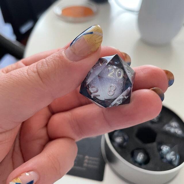 Winter Souls Liquid Core Sharp Edge Resin Polyhedral Dice Set-xinru