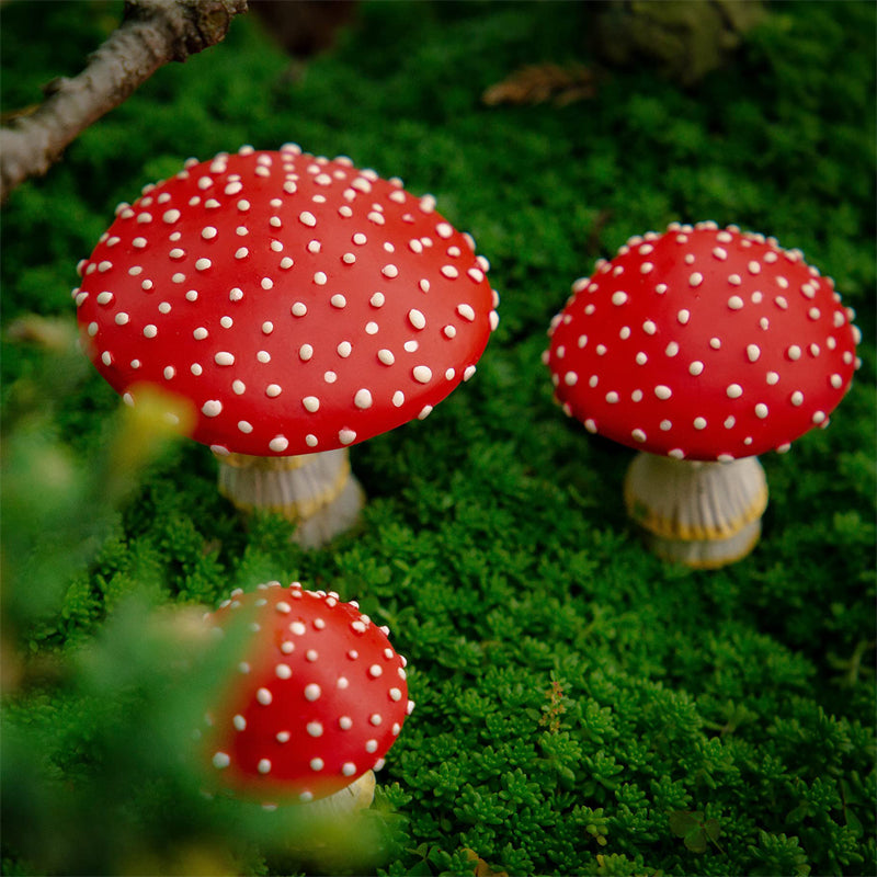 Garden Glowing Mushroom Resin Statue-xinru
