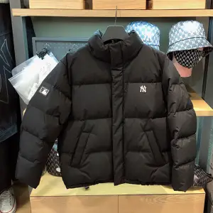 【MLB KOREA】Medium Lightweight Short Padding Jacket ★人気★-xinru shop