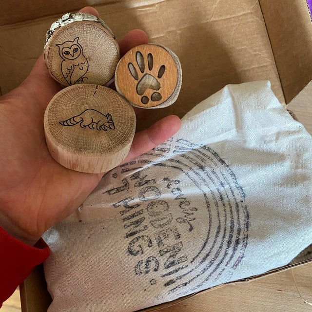 9 Pieces Animal Tracks Playdoh Stamps Set-xinru