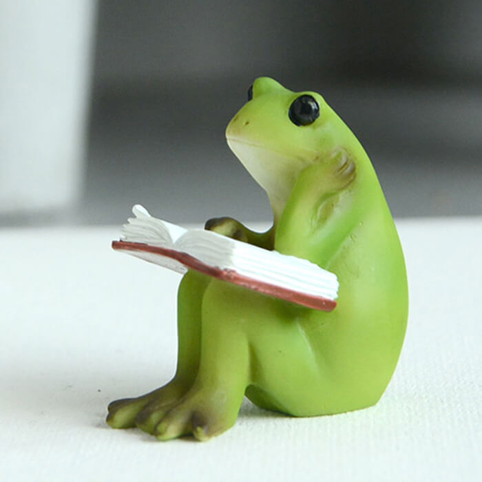 Cute Rural Cartoon Frog Resin Figurine Garden Ornament-xinru