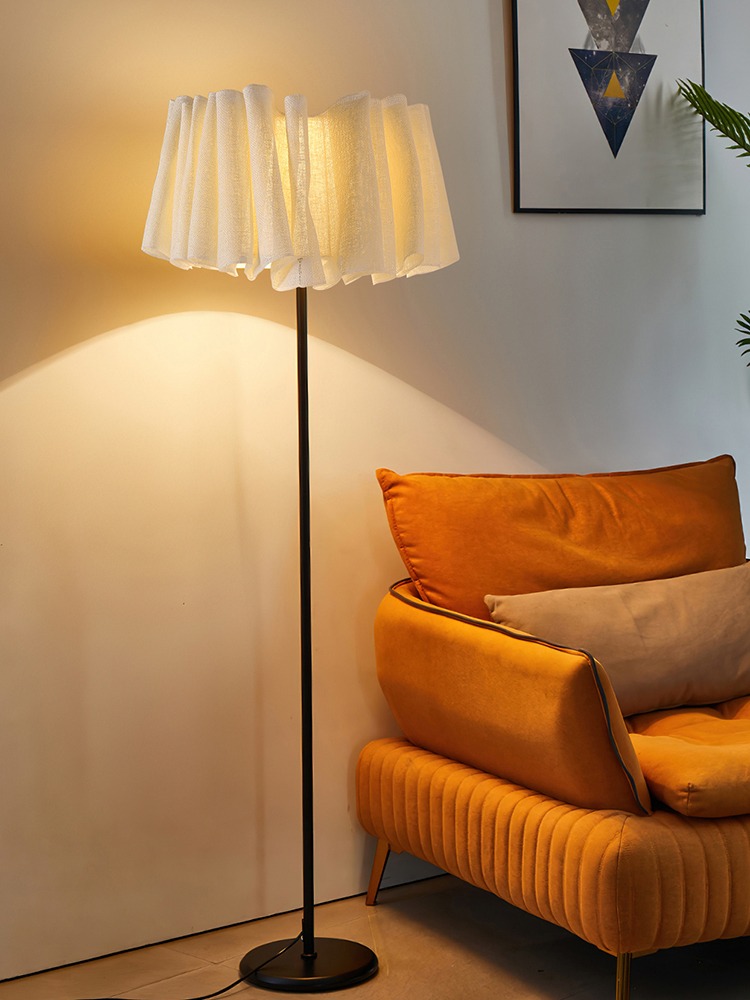 Japanese Retro Artistic Fabric Floor Lamp Wabi-sabi Living Room Lampshade