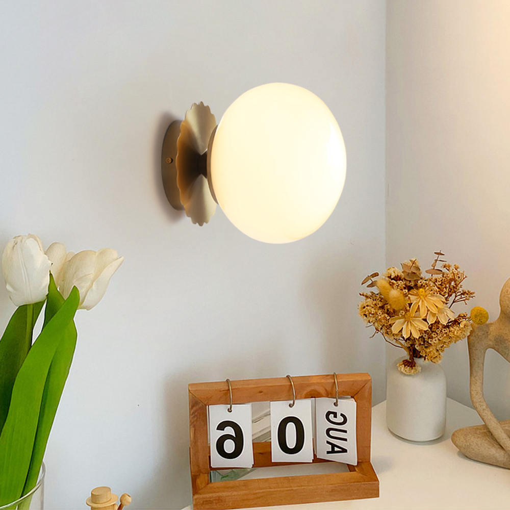 Nordic Modern Corridor Decorative Wall Lamp Minimalist Bedside Small Ball Wall Sconce