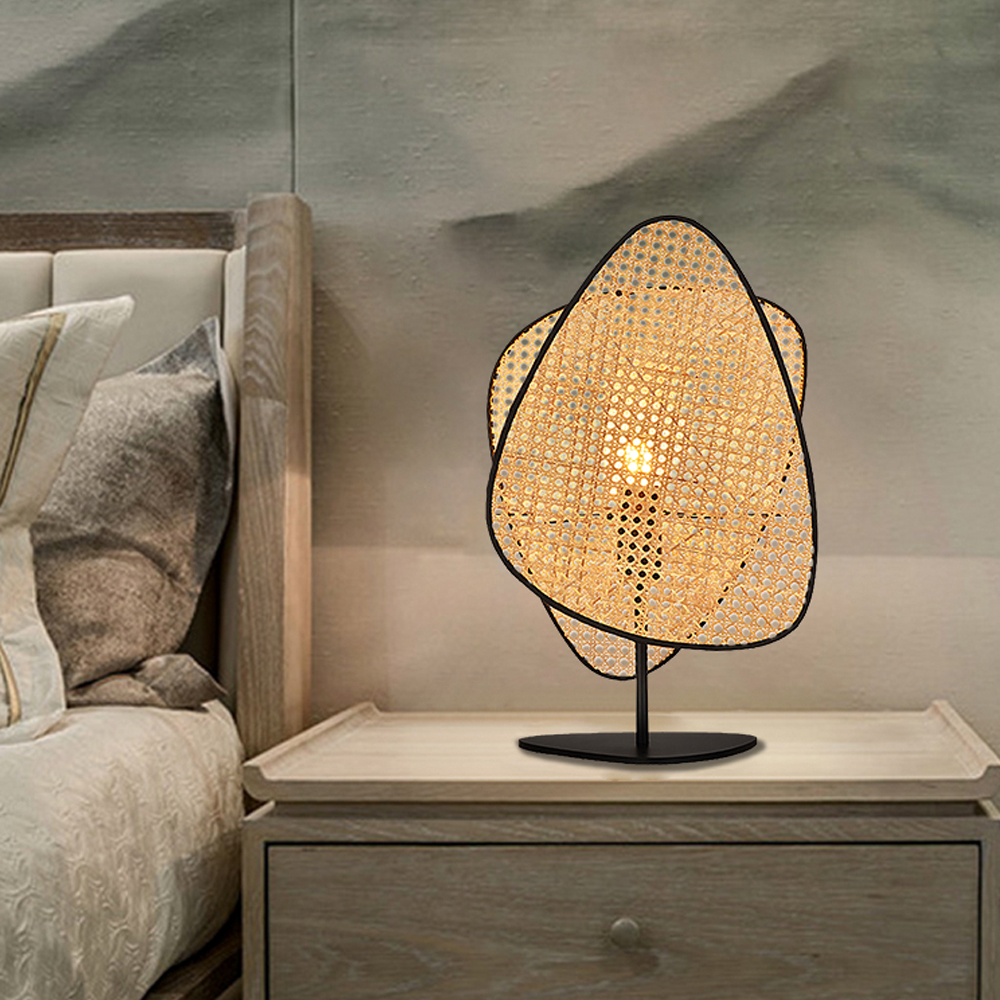 Japanese Style Simple Handmade Rattan Bedside Table Lamp