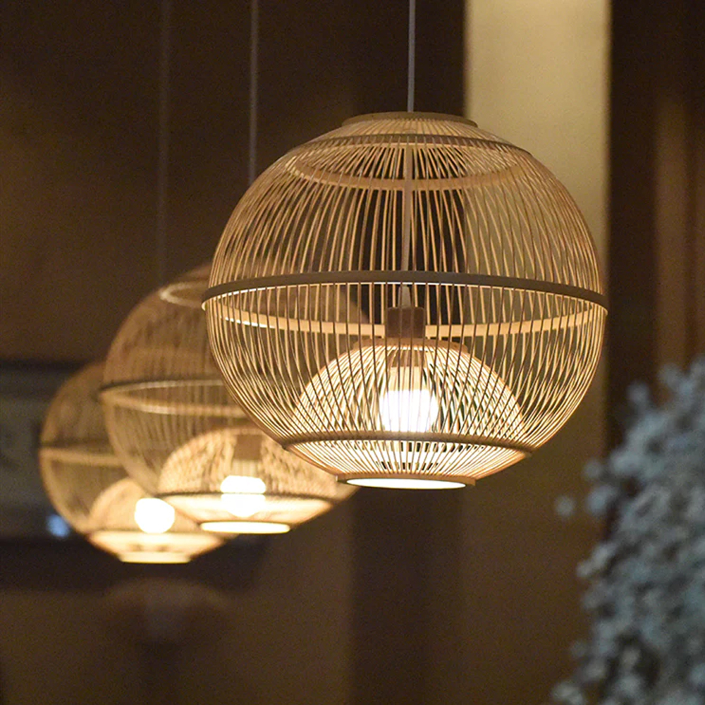Japanese Style Hand-Woven Bamboo Lantern Chandelier Basket Ceiling Light Pendant
