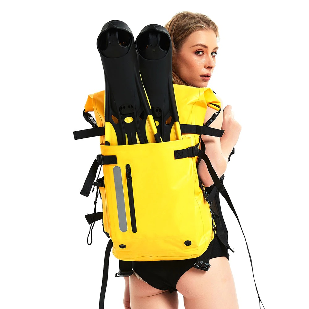Waterproof bag for fin