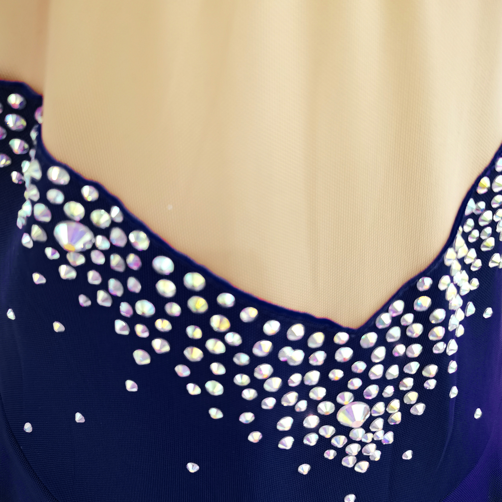 LIUHUO Handmade Figure Skating Dress Women's Girls' Ice Skating Dress Black Mesh Spandex High Elasticity Practice Competition Skating Wear Crystal / Rhinestone Long Sleeve Ice Skating Winter