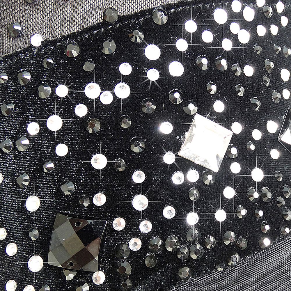 Women Girls Ice Figure Skating Dress Black Velvet Stretchy Mesh High Elasticity Training Competition Skating Wear Handmade Crystal / Rhinestone Solid Color Long Sleeve Ice Skating