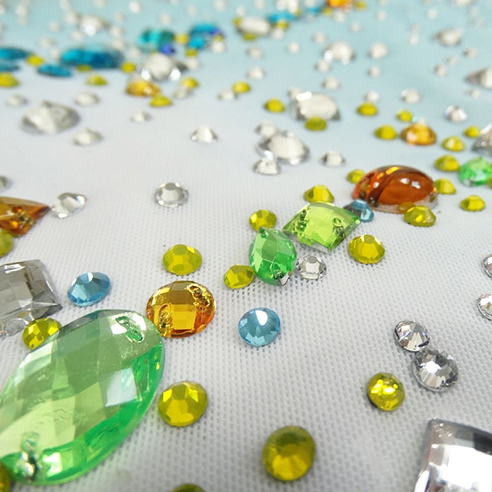 Girls Ice Figure Skating Dress Women's White Gradient Cross Spandex High Elasticity Training Competition Skating Wear Handmade Crystal / Rhinestone Gradient Color Long Sleeve Ice Skating