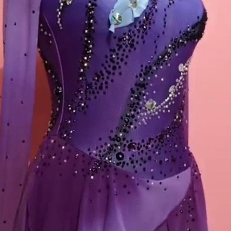 Handmade Figure Skating Dress Women's Girls' Ice Skating Dress Purple Spandex High Elasticity Practice Competition Skating Wear Crystal / Rhinestone Long Sleeve Ice Skating Winter