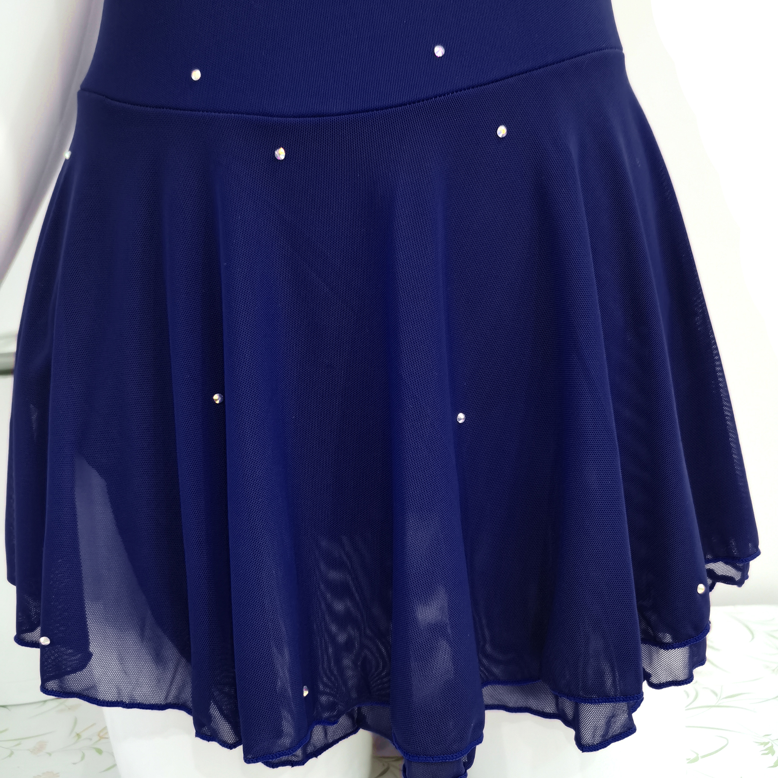 LIUHUO Handmade Figure Skating Dress Women's Girls' Ice Skating Dress Black Mesh Spandex High Elasticity Practice Competition Skating Wear Crystal / Rhinestone Long Sleeve Ice Skating Winter